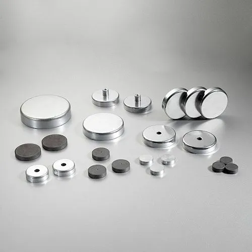 Itin stiprus diskinis magnetas